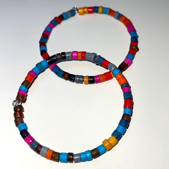 Bone beaded nickel free hoop earrings handmade - Picture 2 of 3